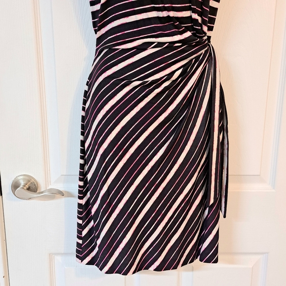 Diane Von Furstenberg Striped Pullover Dress - Picture 3 of 9